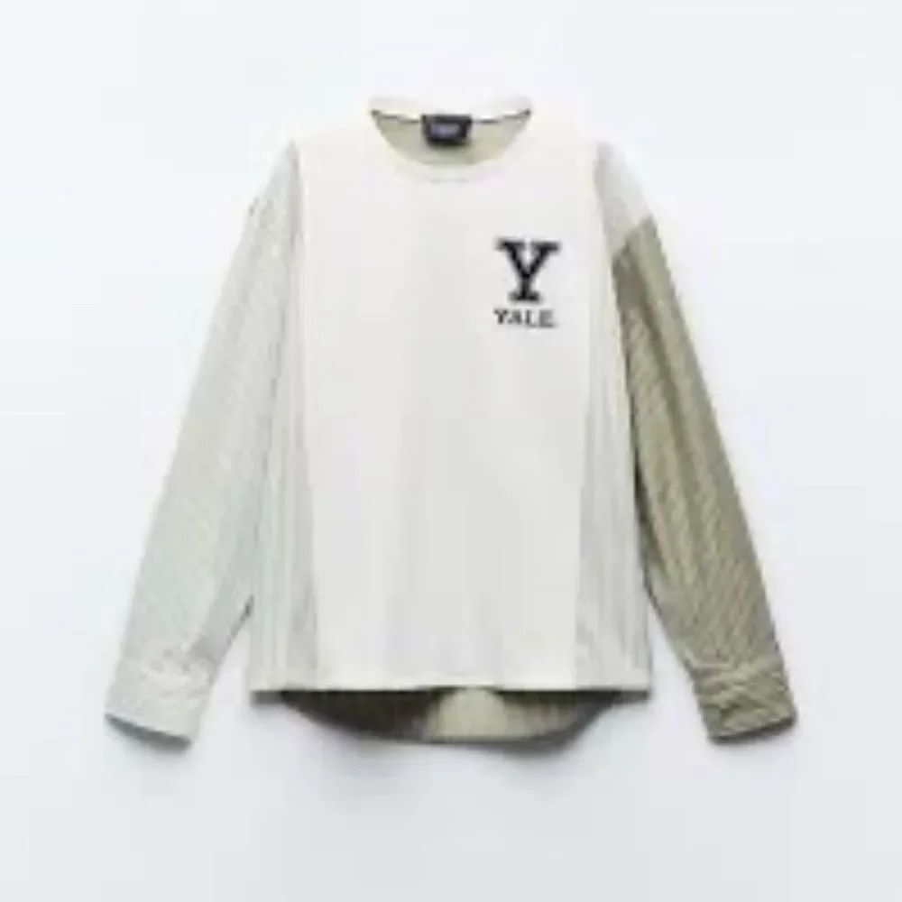 Zara White and Beige Contrasting Oversized Yale  T-shirt(Size Small)